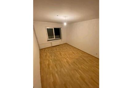 3 Zimmer-Wohnung mit Balkon, Stettiner Str. 5, 31592 Stolznenau - Stolzenau