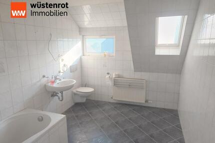 7 Raum Wohnung in Mulda - 1.000,00&nbsp;EUR Kaltmiete, ca.&nbsp; 230,00&nbsp;m&sup2; in Mulda/Sa. (PLZ: 09619)