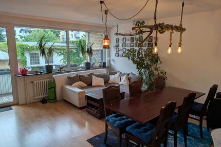 Lichtdurchflutete 3-Zimmer-Wohnung m Balkon nahe Blücher - Kiel Blücherplatz