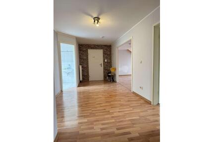 2-Raum-Dachgeschosswohnung (65 m²) in Leipzig – VolkmarsdorfSellerhausen