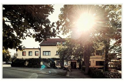 + + LANDGASTHOF TAUPADEL + EVTL MEHRFAMILIENHAUS + BIERGARTEN + + - Nobitz