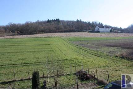 Eigentumswohnung mit Balkon, Garten, Garage und Stellplatz - Saffig