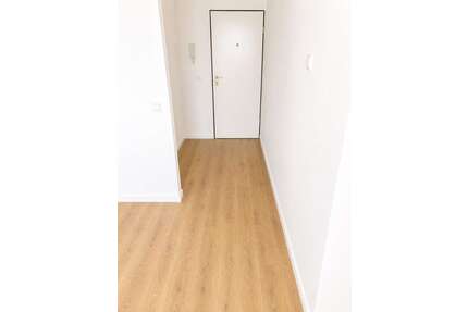 Wohnung zum Kaufen in Ditzingen-Hirschlanden 320.000,00 € 83 m²