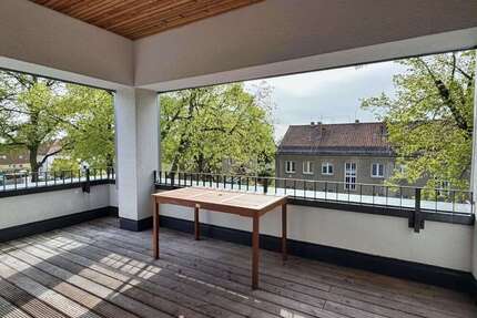 Wohnung zum Mieten in Berlin 1.499,00 € 105.06 m²