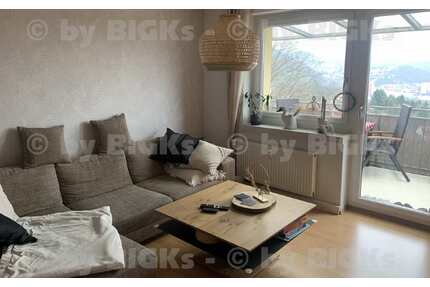 BIGKs: Suhl-Lautenberg: 3 Raum Wohnung Suhl,sep.Küche,Wannenbad, Balkon (-;)