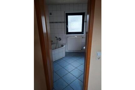 75 m² Wohnung 3 Zimmer - 800,00&nbsp;EUR Kaltmiete, ca.&nbsp; 75,00&nbsp;m&sup2; in Quierschied (PLZ: 66287)