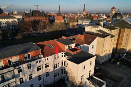 Wohnung zum Kaufen in Rostock 279.000,00 € 77 m²