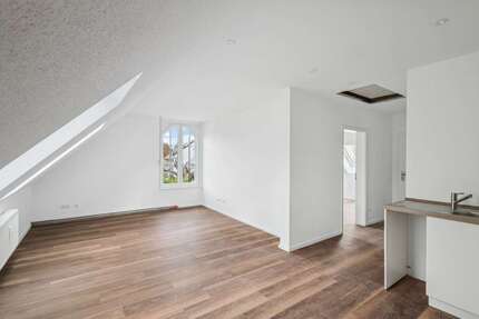 Wohnung zum Mieten in Stuttgart-Zuffenhausen 1.100,00 € 49 m²