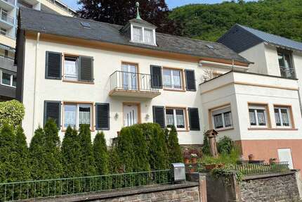 Haus zum Kaufen in Bad Bertrich 89.000,00 € 160 m²