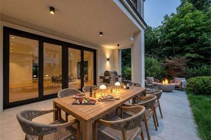 Haus zum Kaufen in Germering 2.150.000,00 € 246 m²