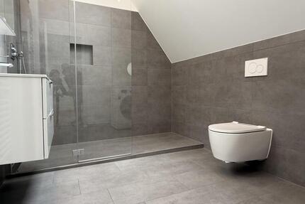 2,5 Zimmer - Exklusiv Kernsarniert - höchster Ausstattungsstandard mit Balkon - Möbiliert - Hofheim am Taunus