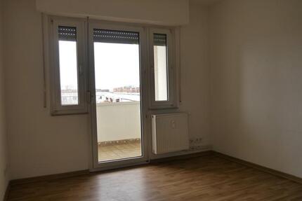 Schöne 2-Zimmer-Wohnung mit Tageslichtbad und Balkon im Limes-Quartier zu vermieten - Hanau