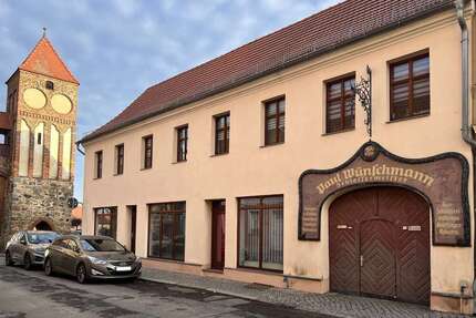 Haus zum Kaufen in Jüterbog 280.000,00 € 323 m²