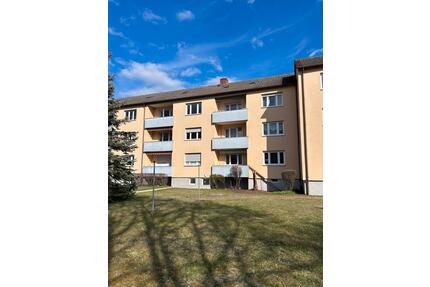 Schön geschnittene 2-Zimmer-Wohnung mit Balkon in Haunstetten - Augsburg Haunstetten-Siebenbrunn