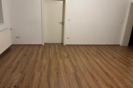 Erdgeschosswohnung in Northeim - 900,00&nbsp;EUR Kaltmiete, ca.&nbsp; 70,00&nbsp;m&sup2; in Northeim (PLZ: 37154)