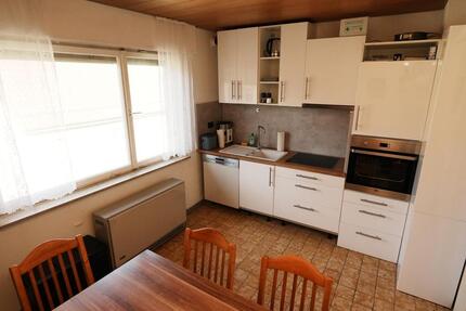 3 Zimmer Wohnung VOLL Möbliert mit Garage zu vermieten - Affalterbach