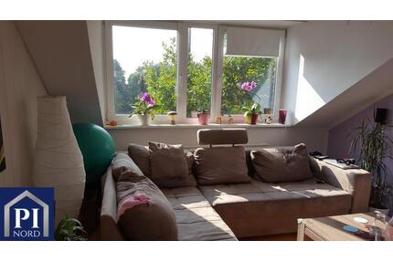 Sonnige Dachgeschoß Wohnung mit Weitblick, gemütliche Wohnküche und Garage - Kiel Friedrichsort