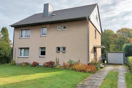 Freistehendes Zweifamilienhaus in ruhiger Lage in Opladen - Leverkusen