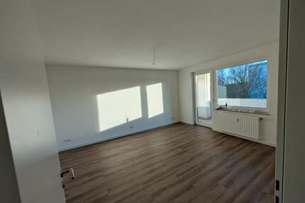 Renovierte 3 Zimmer Wohnung mit Balkon in Hannover Wettbergen
