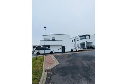 Moderne Neubauwohnung 120m² mit Balkon in 56317 Linkenbach - Kleinmaischeid