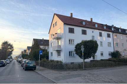 Haus zum Kaufen in Stuttgart 1.775.000,00 € 555 m²