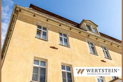 Mehrfamilienhaus Herrenhaus mit nördlichem Seitenflügel in ehemaligem Rittergut - Puschwitz Lauske