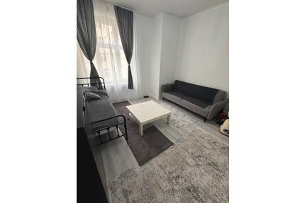 1-Zimmer Altbauwohnung für 1 Person zu vermieten. Ohne Anmeldung - Berlin Neukölln