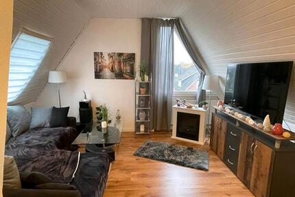 Dachgeschosswohnung ab 01.05.26 zu vermieten - Norderstedt Garstedt