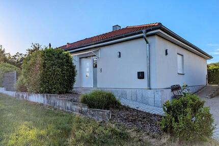 BungalowHaus in ruhiger Lage am Ortsrand - Hettstadt
