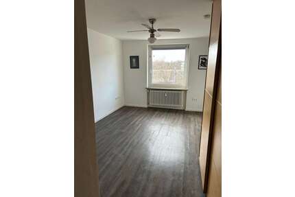 Wohnung zum Mieten in München 750,00 € 21.85 m²