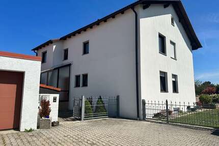 Wohnung zum Mieten in Adlkofen 1.100,00 € 122 m²