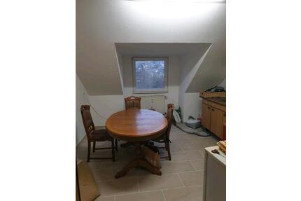 2 ZKB Dachgeschosswohnung - 500,00&nbsp;EUR Kaltmiete, ca.&nbsp; 65,00&nbsp;m&sup2; in Siegen (PLZ: 57080) Eiserfeld