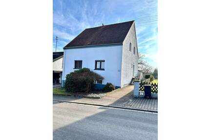 Eppelborn-OT: Freist. Einfamilienhaus mit schönem Grundstück