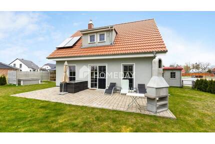 Neuwertiges Ferienimmobilie auf Rügen mit Südterrasse, Sauna, Whirlpool und Ostseenähe - Dreschvitz