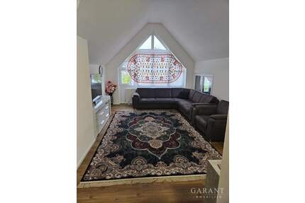 Saniert - geräumig - zentral - 330.000,00&nbsp;EUR Kaufpreis, ca.&nbsp; 125,00&nbsp;m&sup2;&nbsp;Wohnfl&auml;che in Pfullingen (PLZ: 72793)