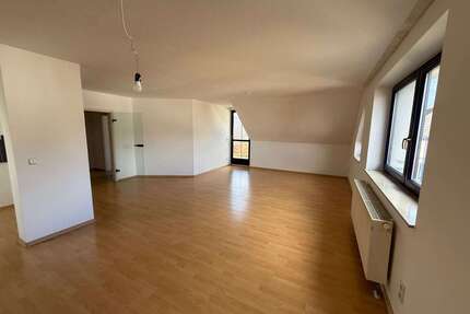 Wohnung zum Mieten in Zwickau 620,00 € 98.74 m²