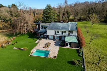 Haus zum Kaufen in Baden-Baden 1.350.000,00 € 642 m²