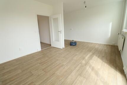 3-Raumwohnung mit Südbalkon und Wanne - Chemnitz Kapellenberg