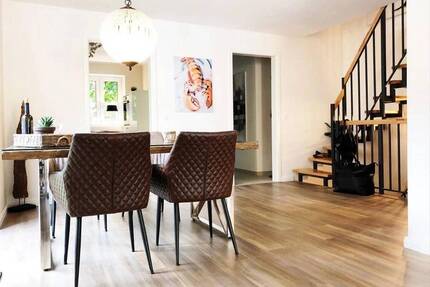 Modernes Reihenhaus in Wentorf - Mit Terrasse Dachterrasse Keller Fußbodenheizung - Wentorf bei Hamburg