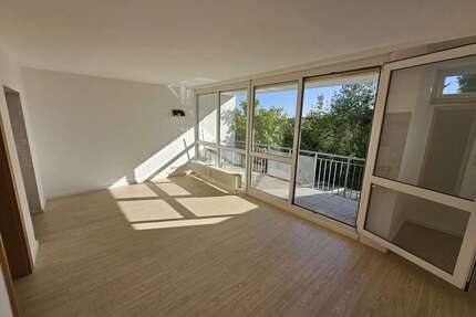 Haus zum Kaufen in Kelkheim 2.950.000,00 € 1178 m²