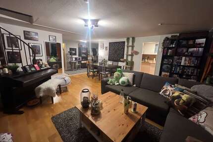 Wohnung zum Kaufen in Düsseldorf 270.000,00 € 80 m²