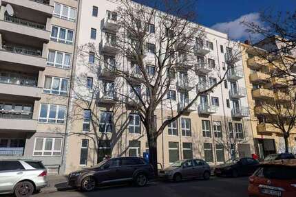Wohnung zum Mieten in Berlin 800,00 € 25 m²