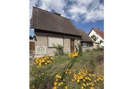 Haus zum Kaufen in Raguhn 79.900,00 € 110 m²
