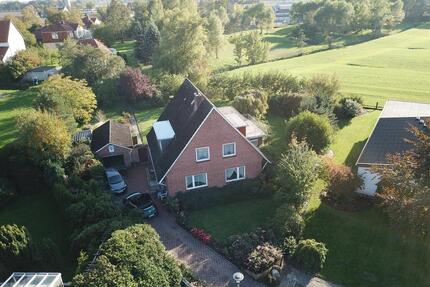 Einfamilienhaus in Otterndorf ( Bj. 63 ) auf Traumgrundstück