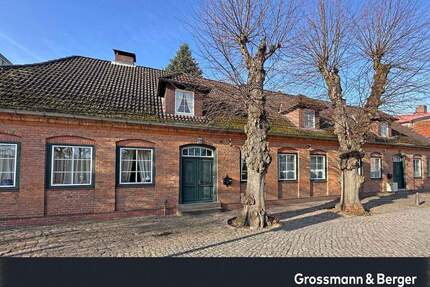 Denkmalgeschütztes Kavalierhaus - Ahrensburg