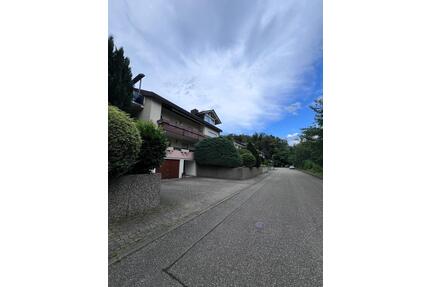 5-Zimmer-Wohnung mit Balkon+Terrasse in sonniger Lage - Kämpfelbach