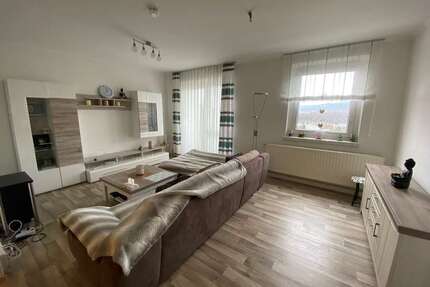 Wohnung zum Mieten in Suhl 425,01 € 64.18 m²