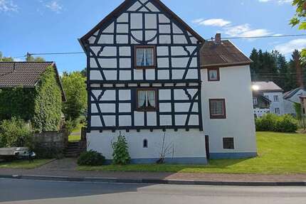 Haus zum Kaufen in Dreis-Brück 59.000,00 € 82 m²