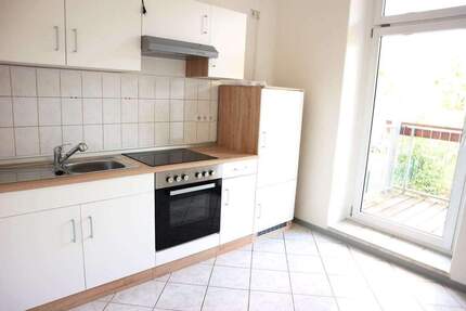 EBK*** ! Stellplatz mgl. - neues LAMINAT - sonniger Balkon ! - Chemnitz Hilbersdorf