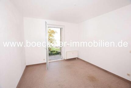 Begrünte, sehr gepflegte Wohnanlage und großer Balkon! - Lucka